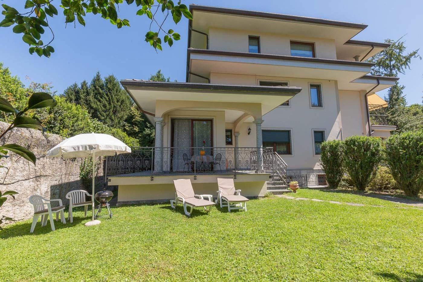 La Petite Dame - Lake Maggiore - 100 M From The Lake Verbania Zewnętrze zdjęcie